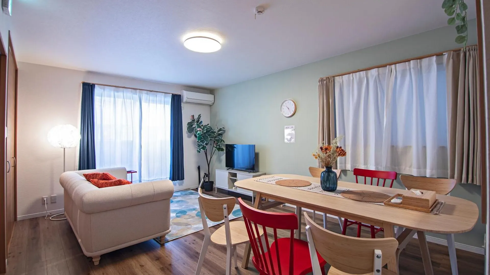 Holiday home -旅time 寺田町- Teradamachi 駐車場付き戸建 Villa Osaka